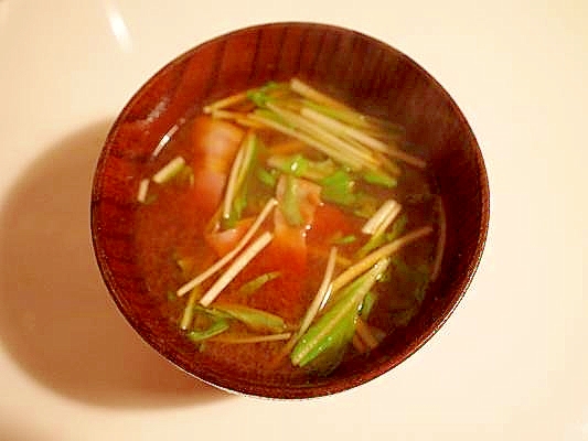 ちょっと洋風☆ベーコンと水菜のお味噌汁