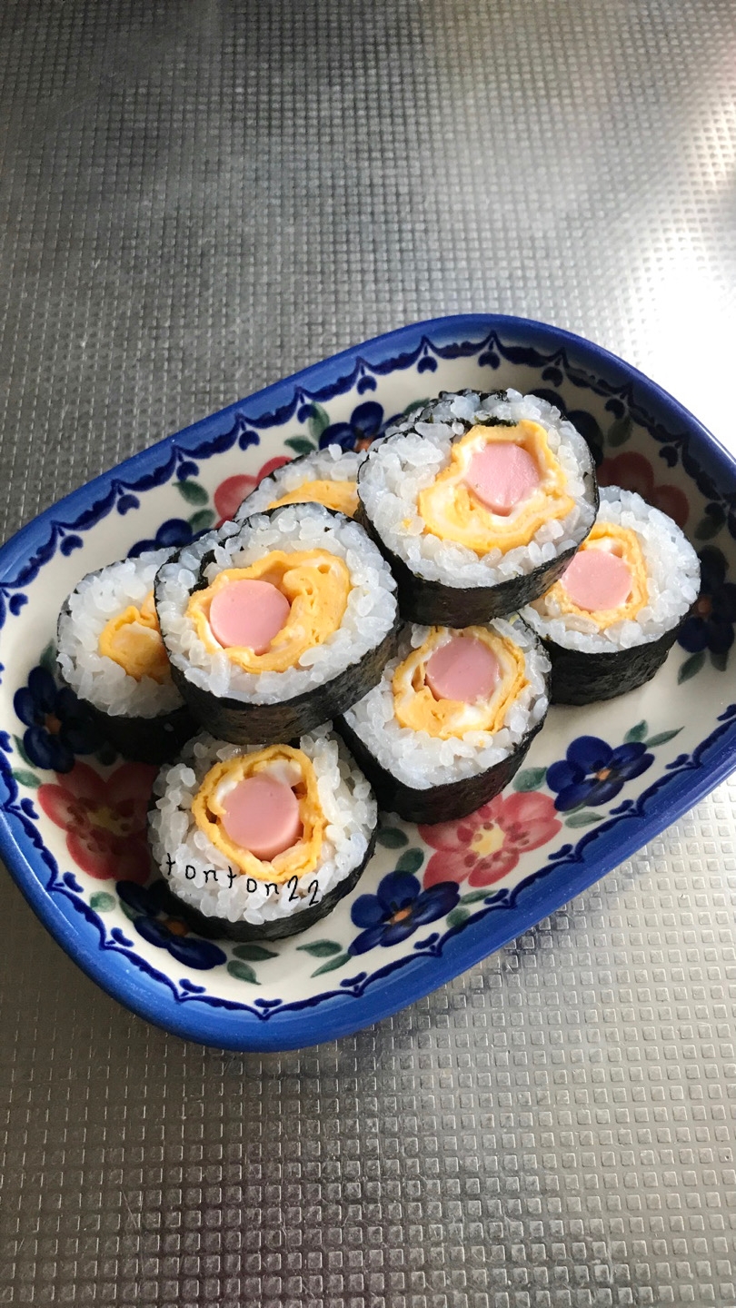 卵と魚肉ソーセージの巻き寿司