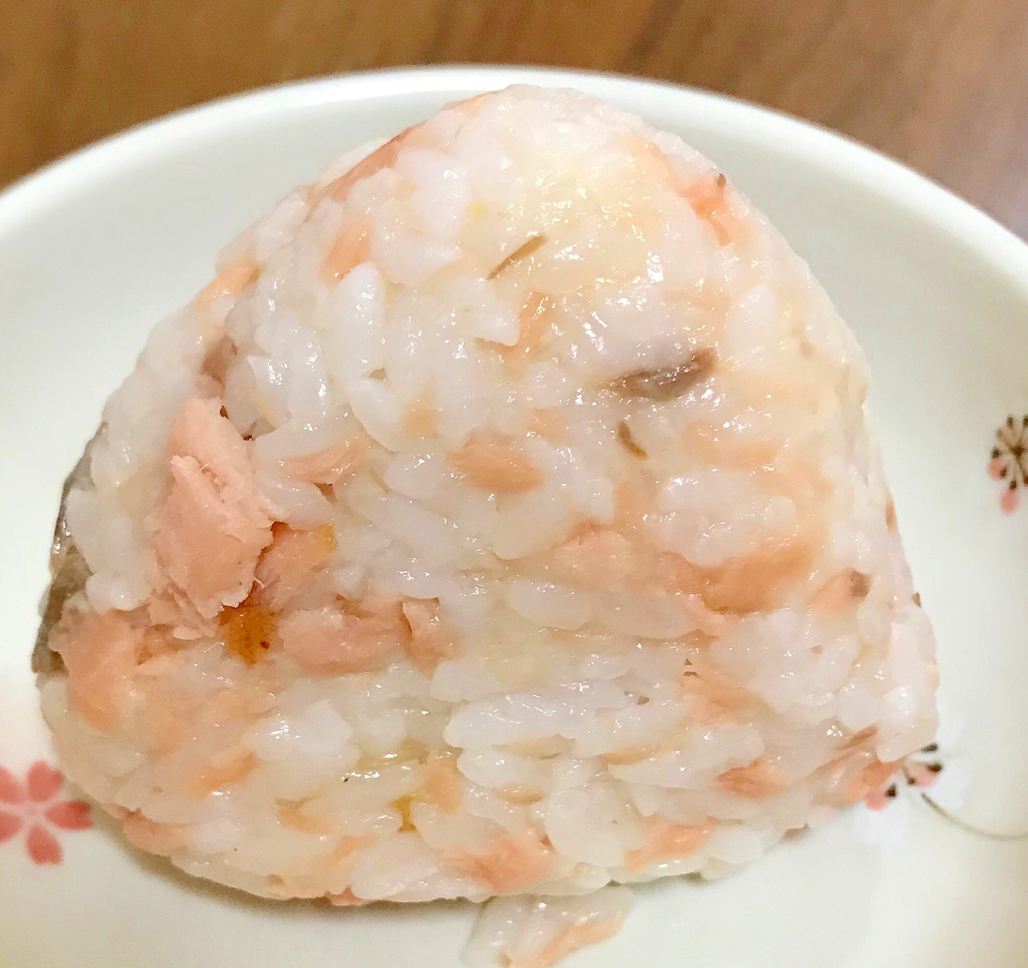 塩鮭で作る鮭マヨおにぎり