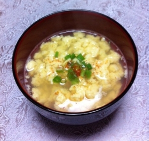 ちょっと変わった卵の吸い物 レシピ 作り方 By も る す け 楽天レシピ