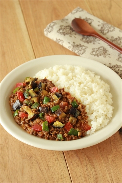 夏野菜のドライカレー