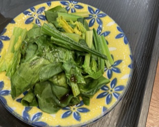 ほうれん草の醤油バターいため