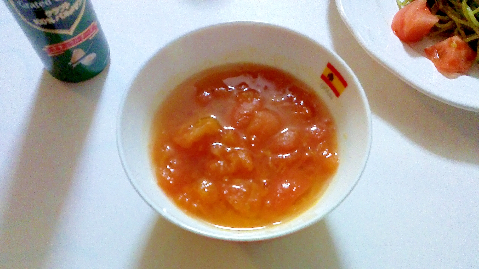 たっぷりトマトの簡単スープ