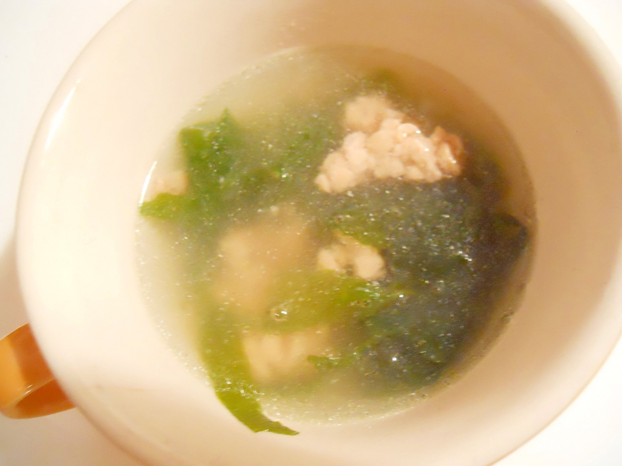 ウェイパーで☆ひき割り納豆と若布　簡単スープ