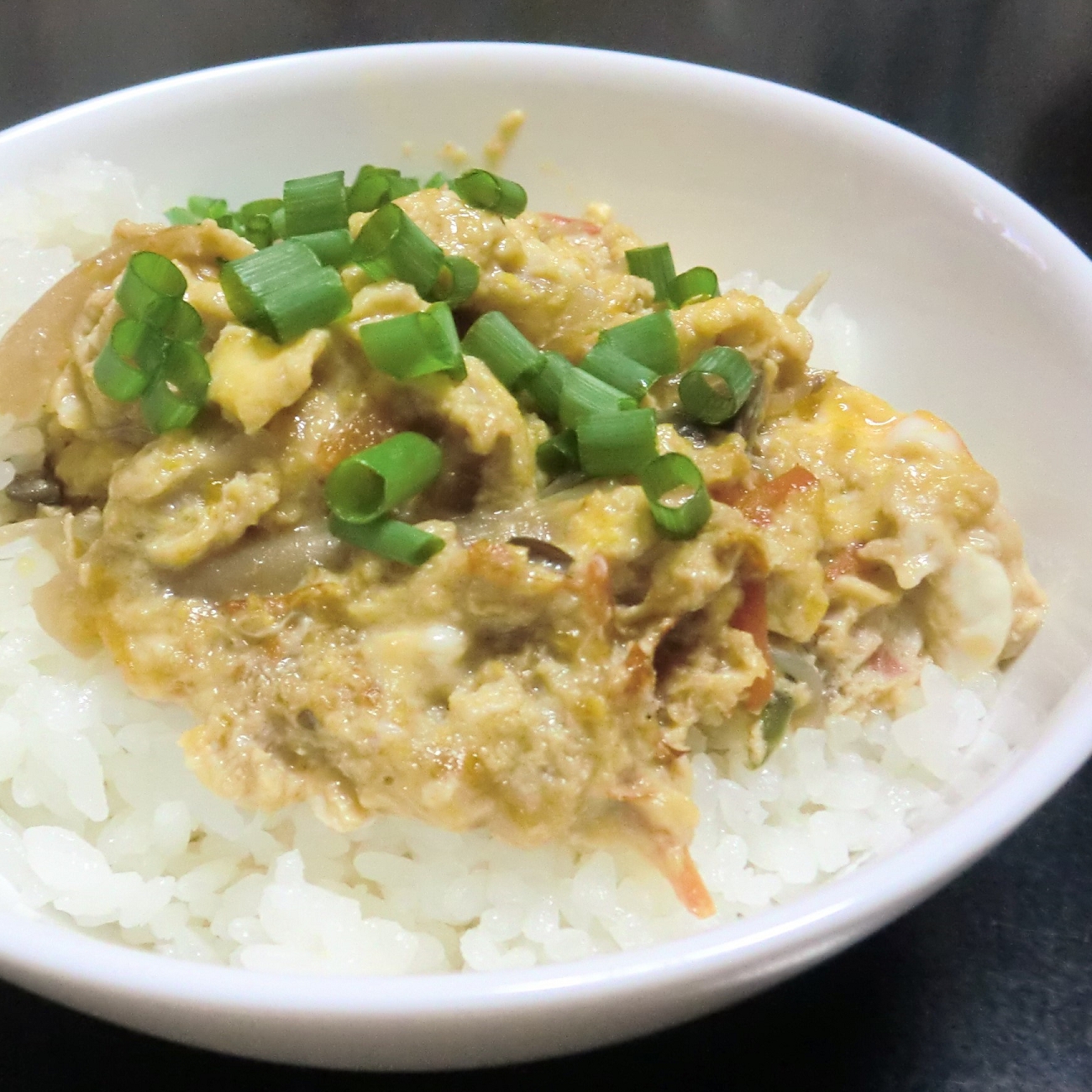 残り物リメイク★チャプチェの玉子とじ丼