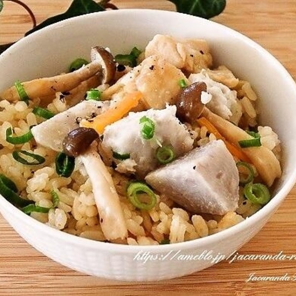 里芋と鶏もも肉の炊き込みご飯 レシピ 作り方 By ジャカランダ 楽天レシピ 里芋と鶏もも肉の炊き込みご飯 レシピ 作り方 By ジャカランダ 楽天レシピ