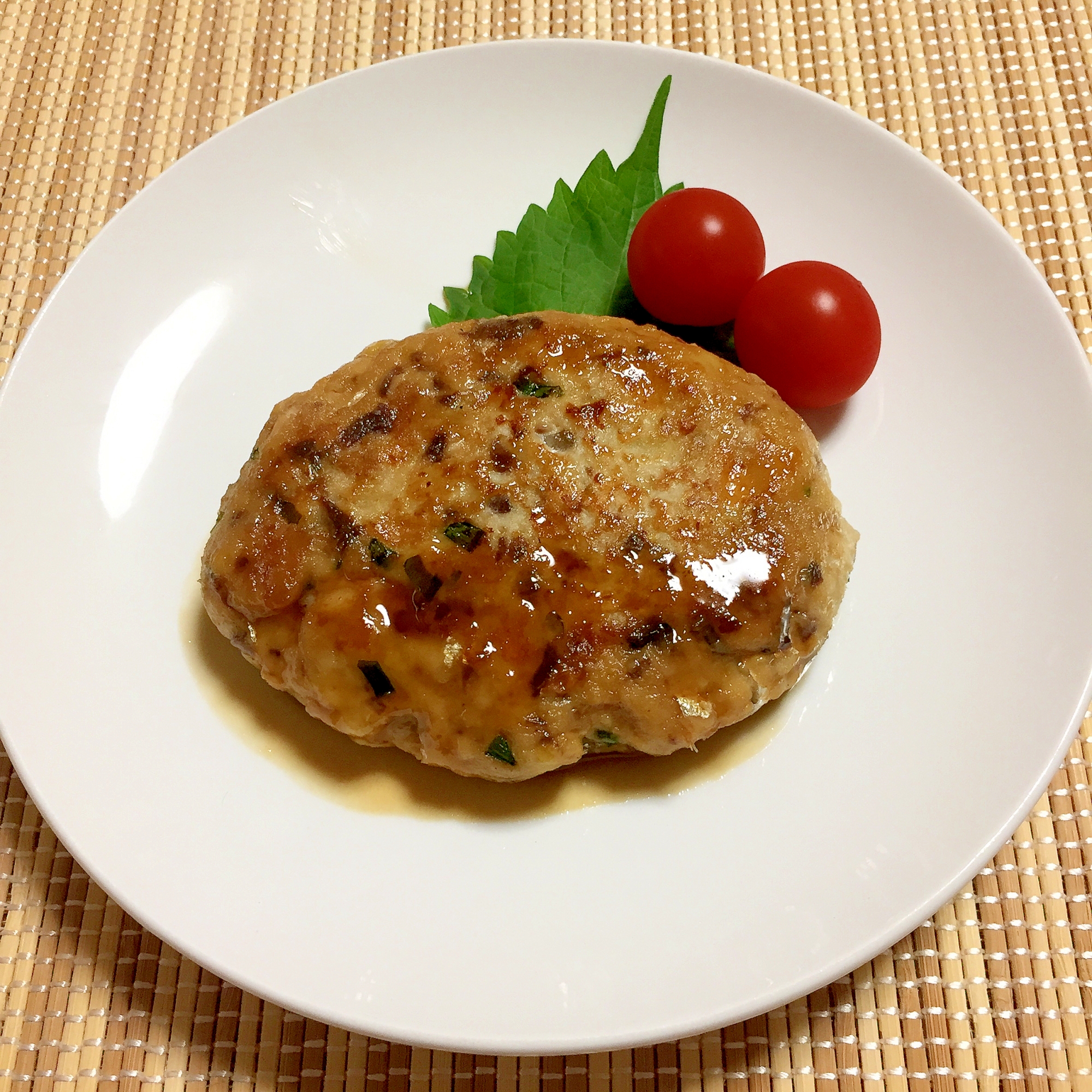 はんぺんでふんわり！いわしの照り焼きハンバーグ♪