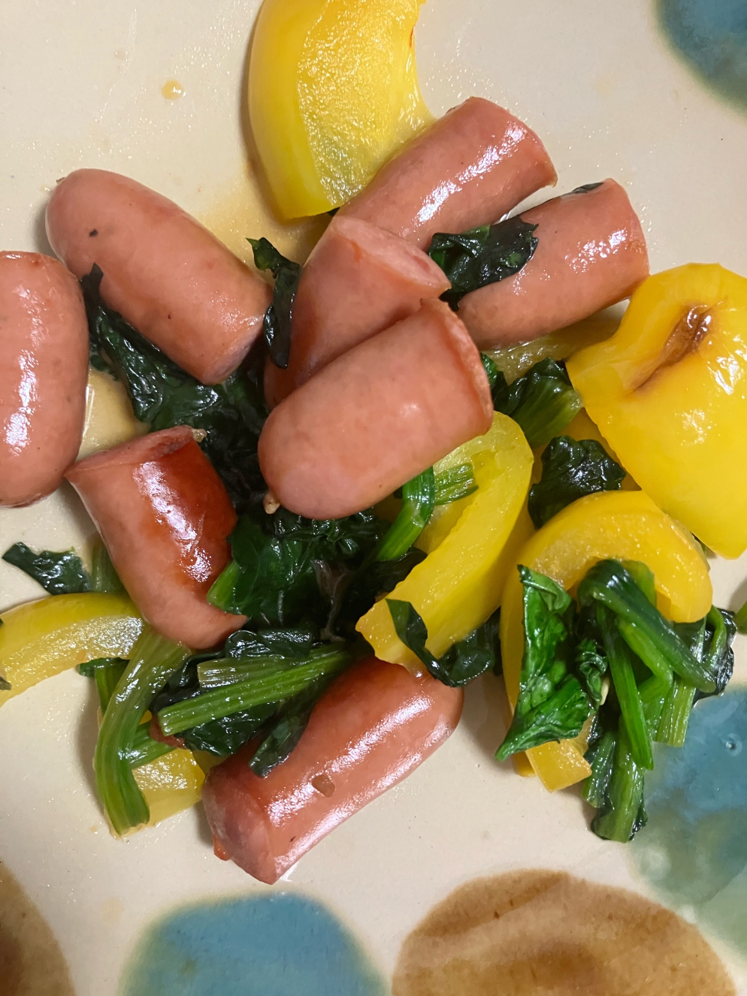 ウインナーとほうれん草の炒め物