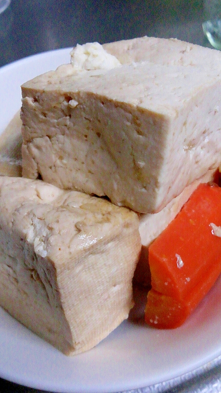 豆腐と人参の煮物