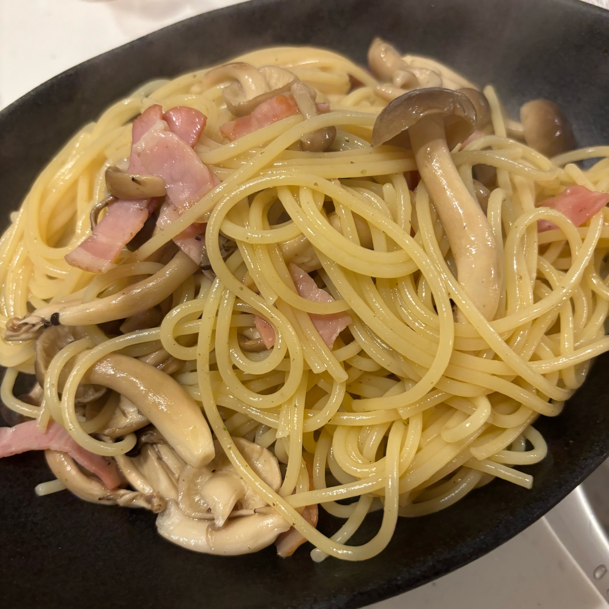 しめじベーコンでお吸い物パスタ