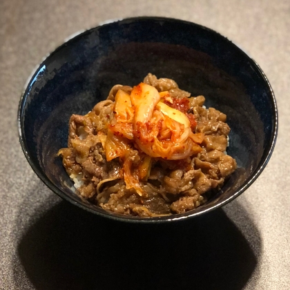 焼肉のタレでキムチ豚丼