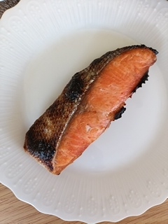 カリカリ！お好み焼きを使った鮭のムニエル