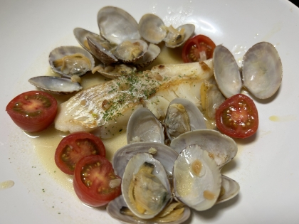レシピ参考にさせていただきました！魚介の出汁が出てて美味しかったです♪