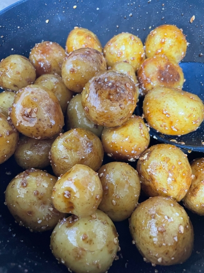 フライパンで作る☆コロコロ新じゃがのまるごと甘辛煮