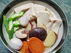 素朴な美味しさ☆高野豆腐と野菜の田舎煮