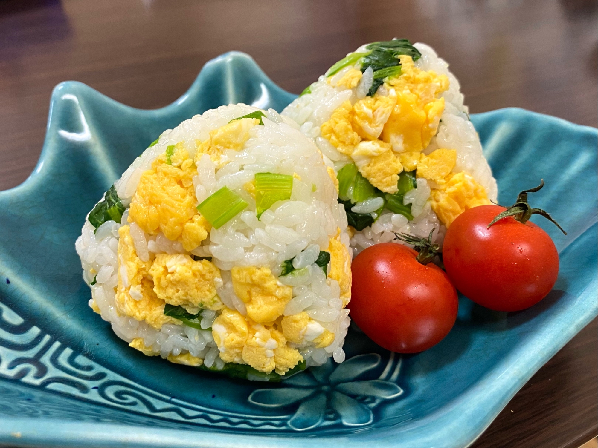 小松菜と卵のおにぎり