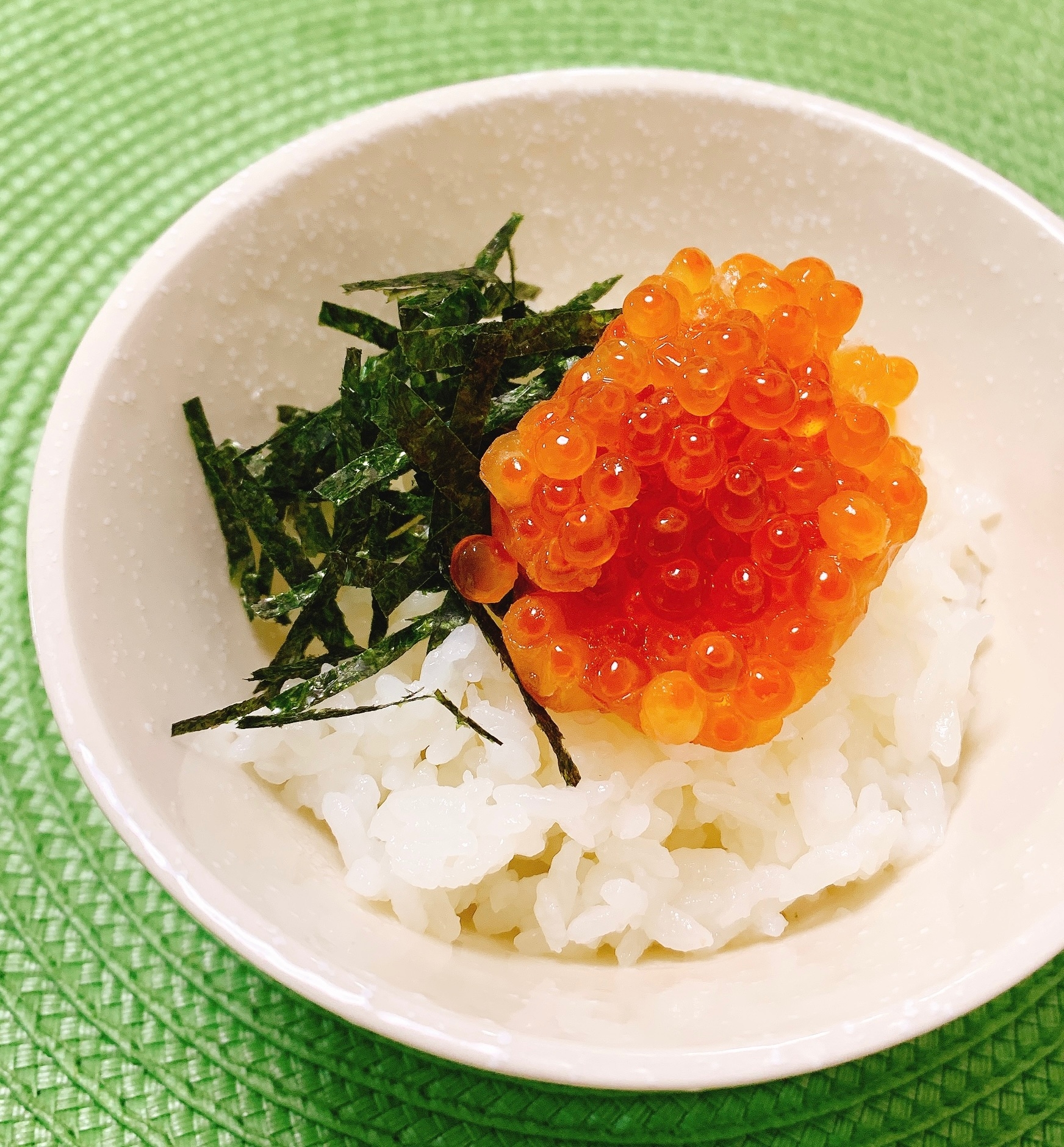 いくら丼‎‎✧˖°