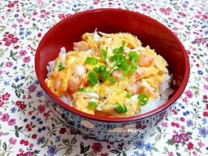 しらすとえびの玉子丼