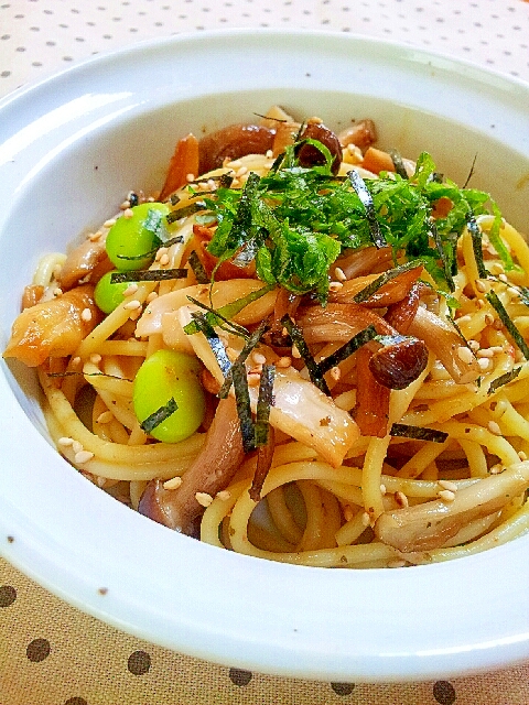 シソの香りがフワっ✿枝豆としめじの和風醤油パスタ❤