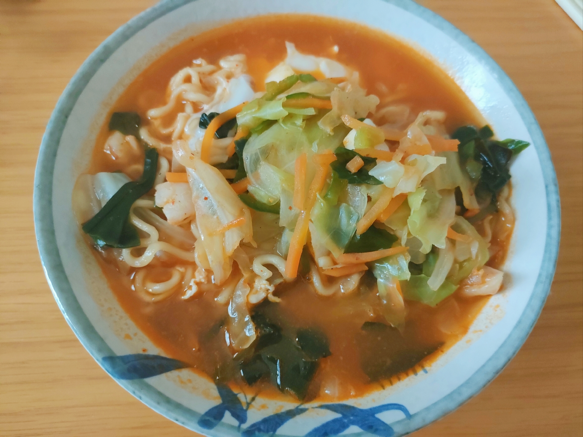 野菜たっぷりノグリラーメン