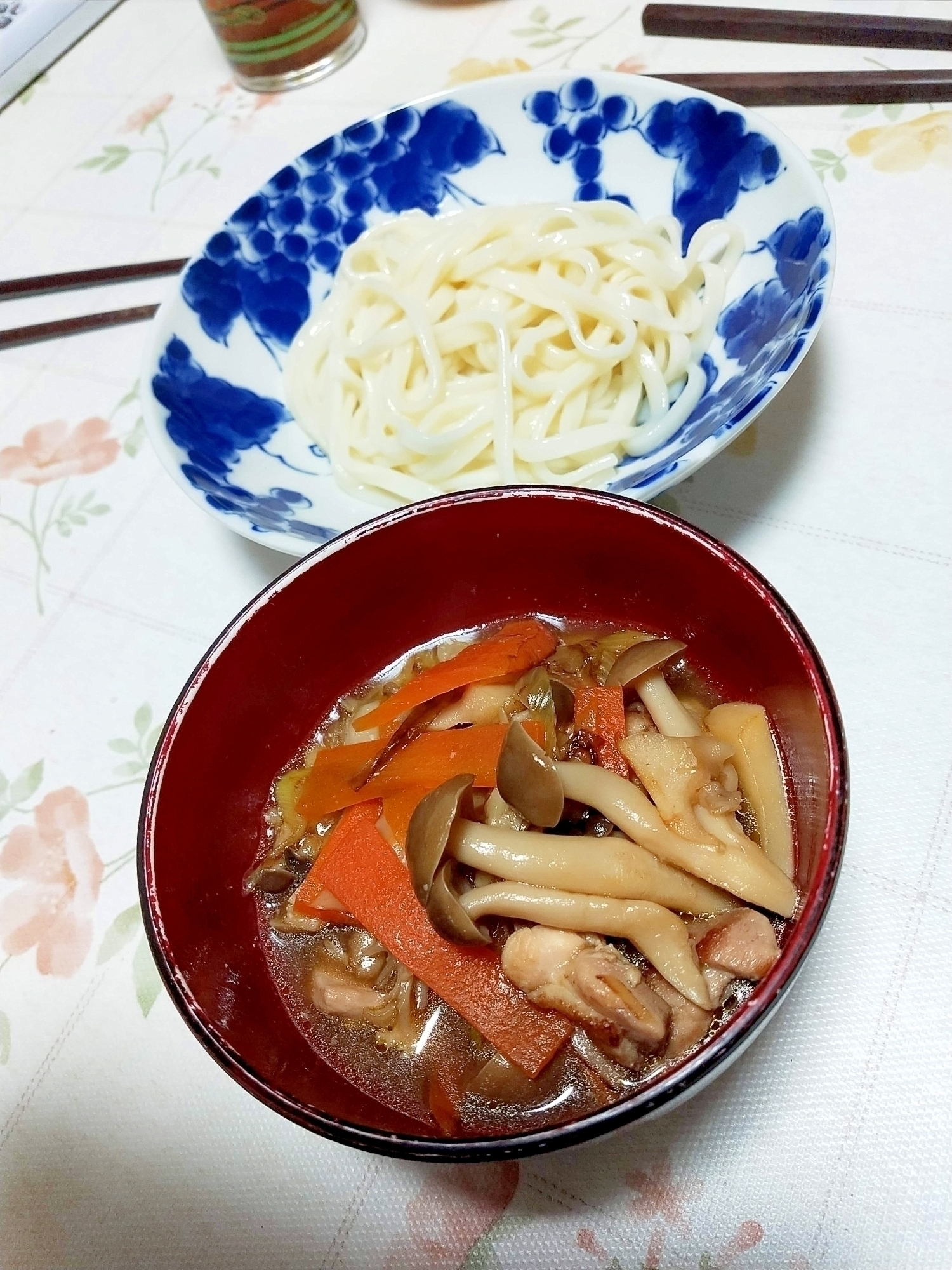 春だから！きのこたっぷり味噌つけうどん