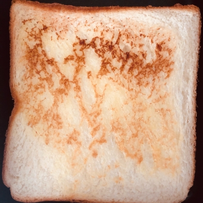 フライパンでさくさくバターシュガートースト