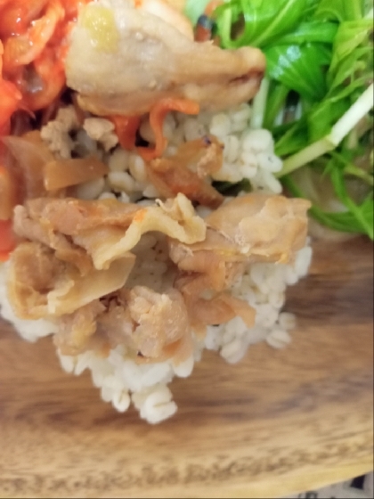 簡単ご飯が進む♪牛バラ肉と玉ねぎの焼肉たれ炒め♡