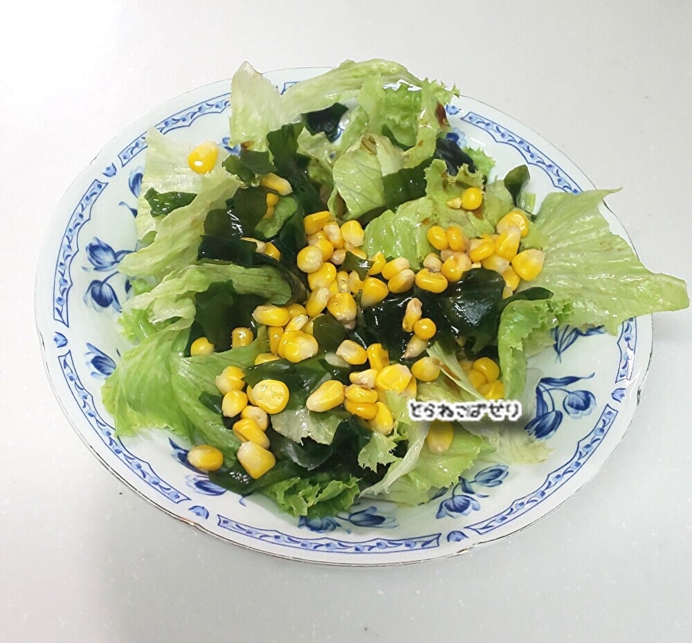レタスとわかめ☘️コーンサラダ