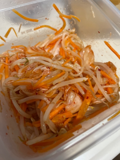 きゅうりがなかったのでにんじんで作ってみました！
簡単で美味しかったで！！