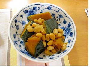 かぼちゃと大豆の煮物