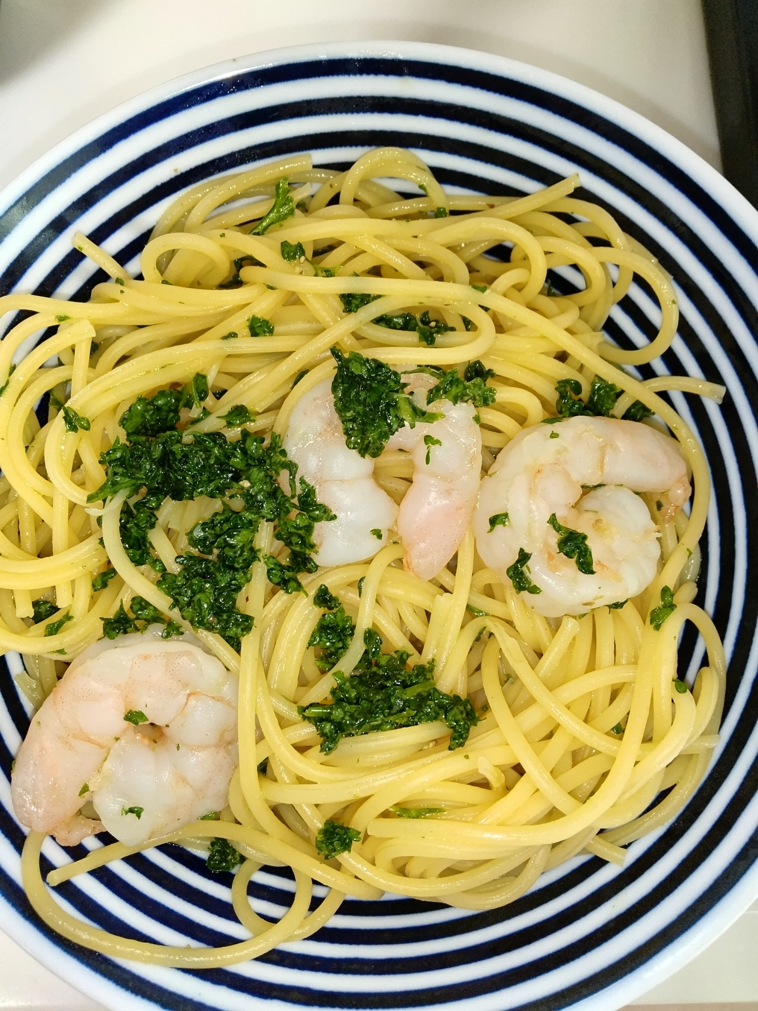 パセリのパスタ～むき海老と～