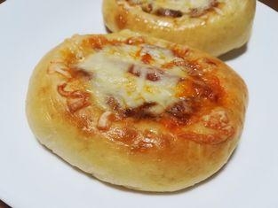 ミートソースチーズパン