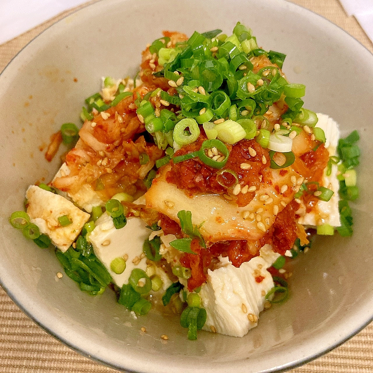 豪快おつまみ!ごま油香るキムチ奴