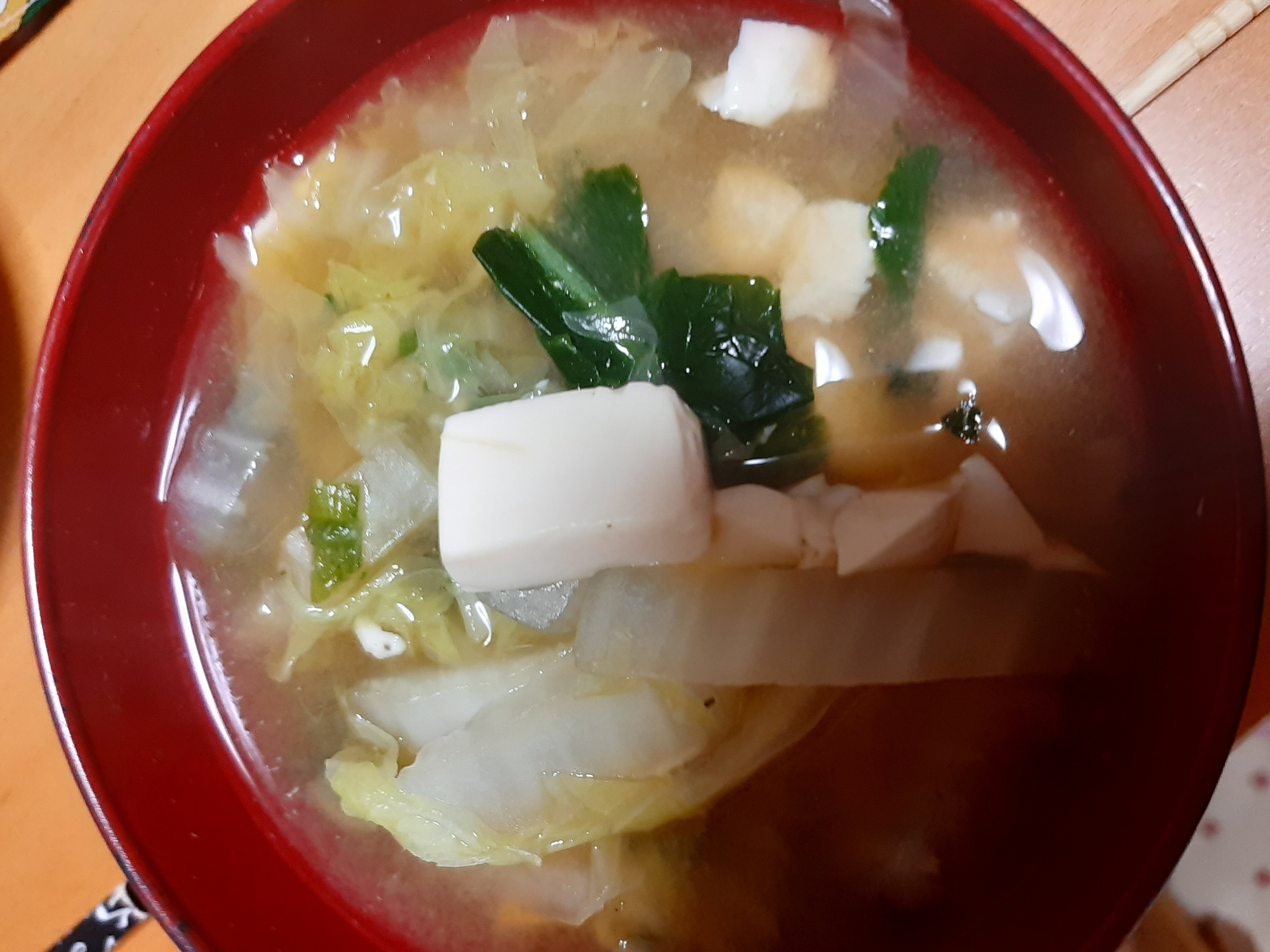 白菜　ほうれん草　豆腐　味噌汁