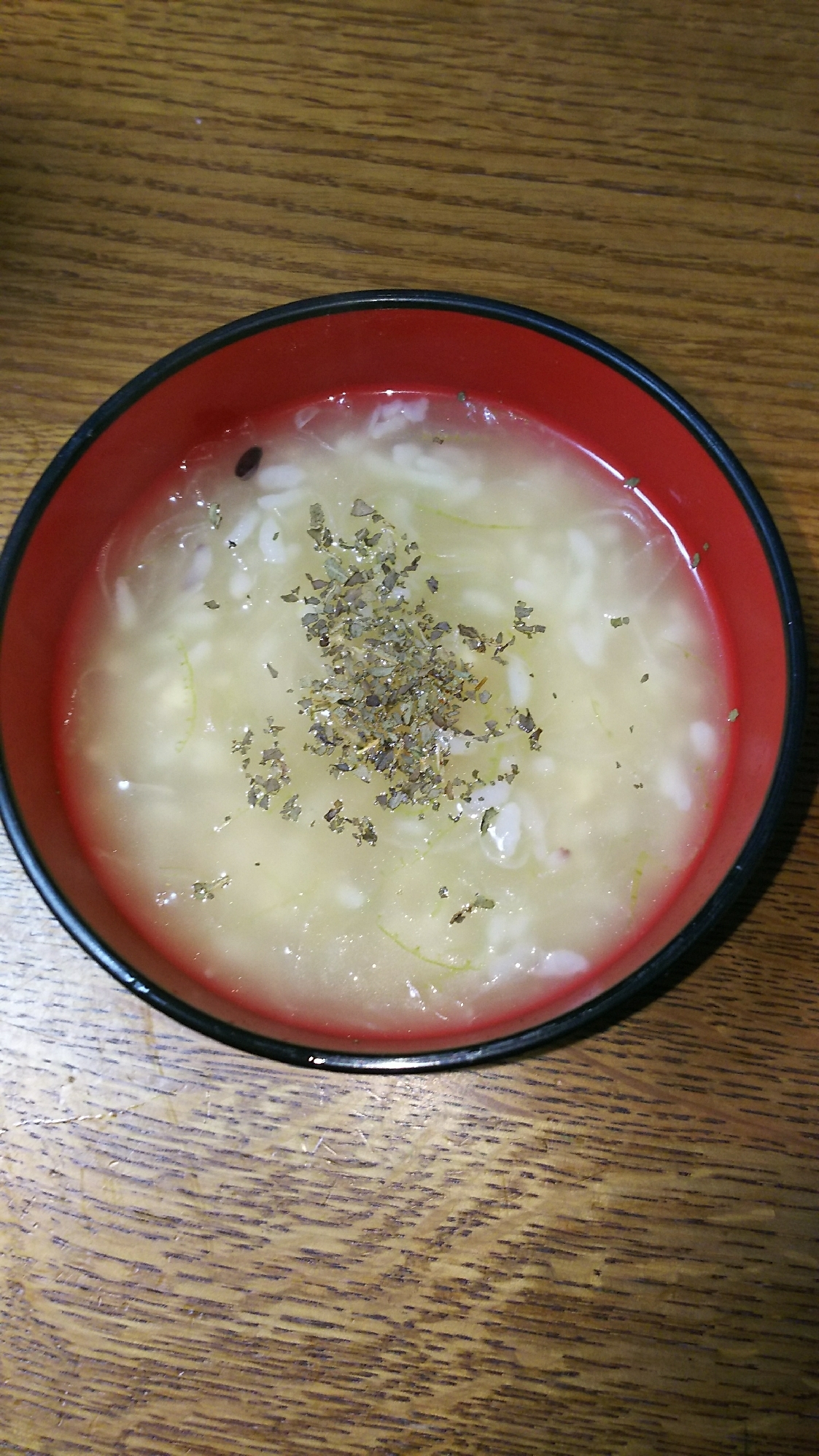 雑穀ご飯と玉ねぎのコンソメスープ