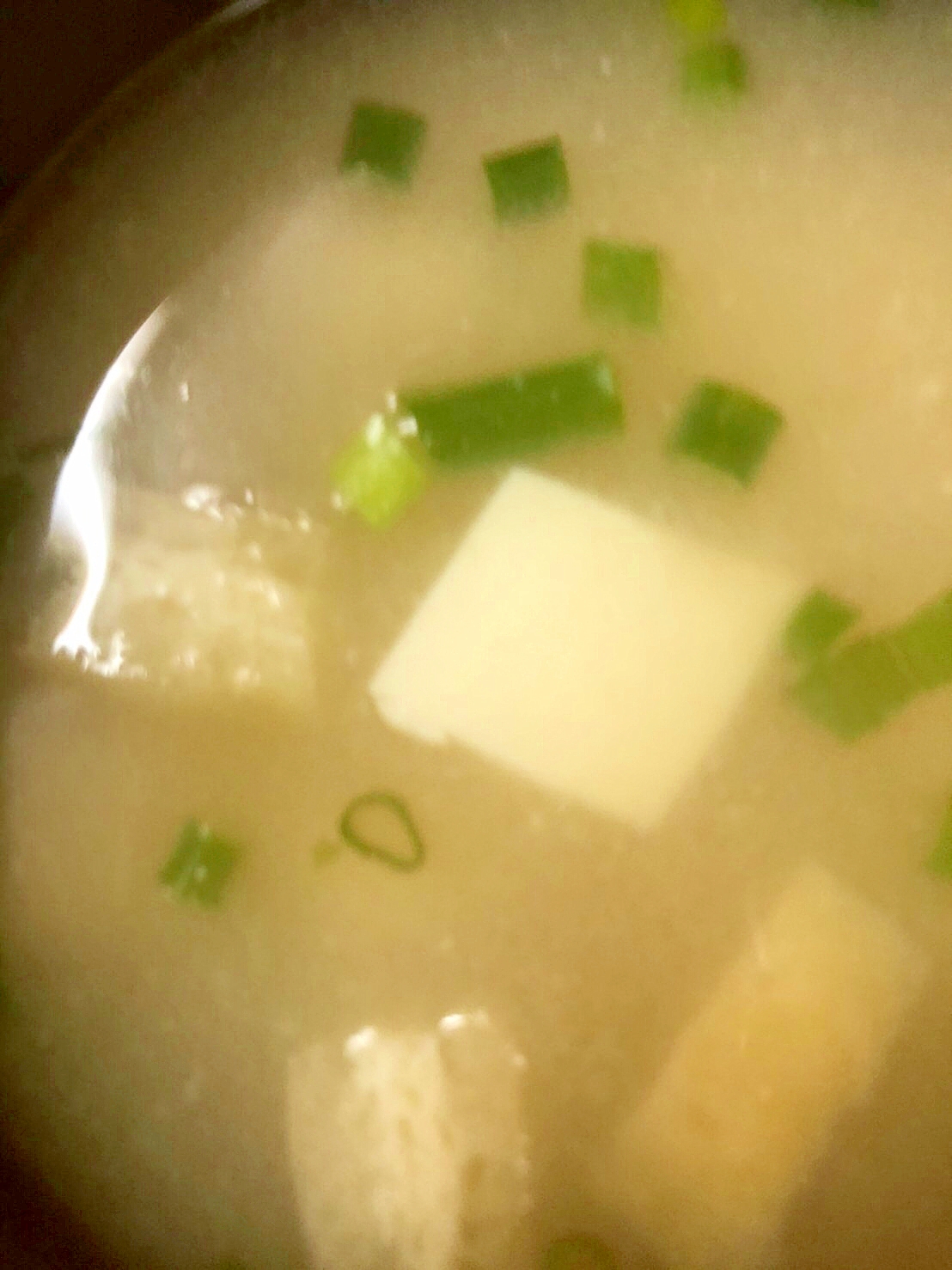 定番中の定番☆豆腐とねぎのみそ汁