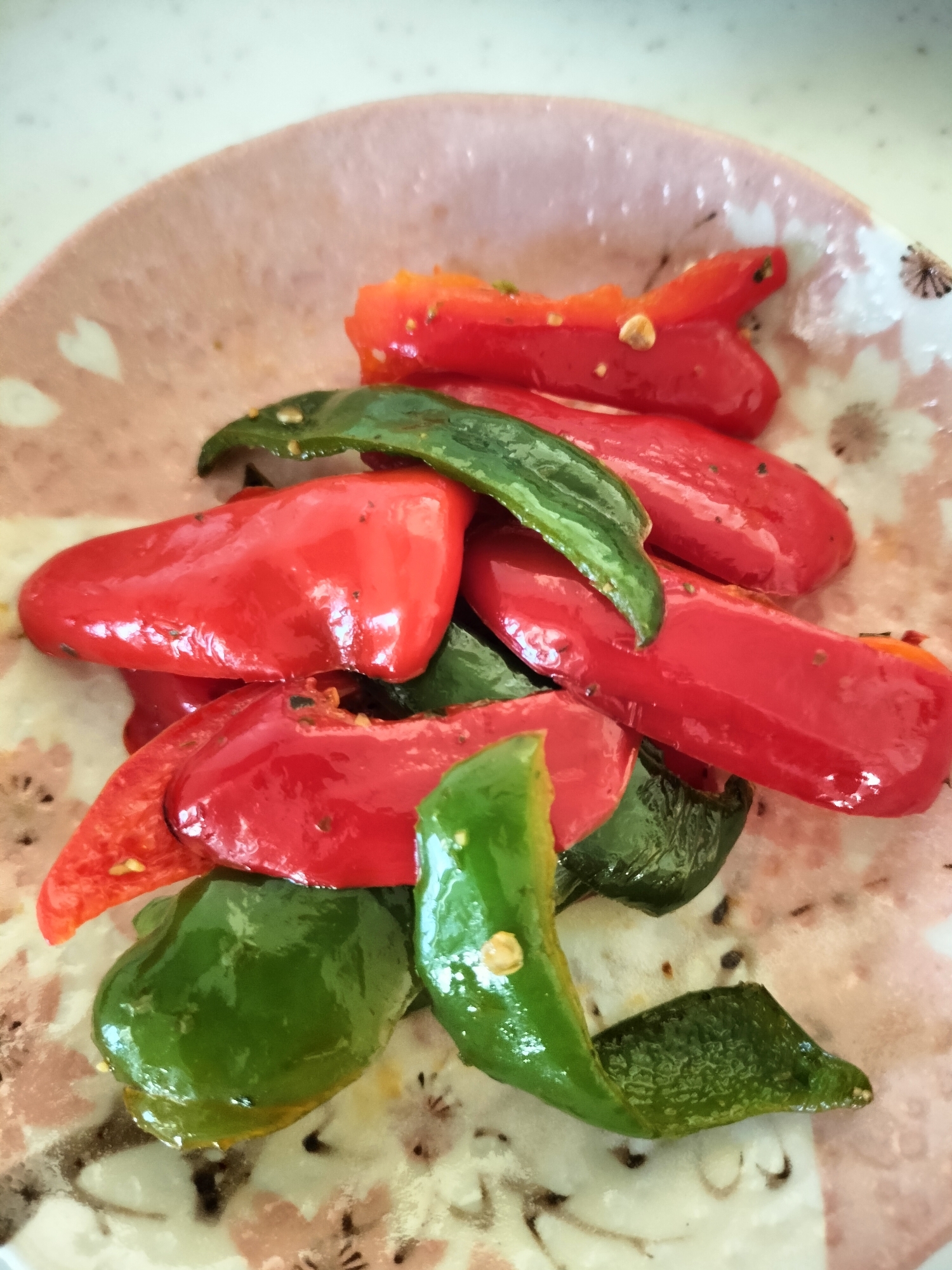 ピーマン　オリーブオイル炒め