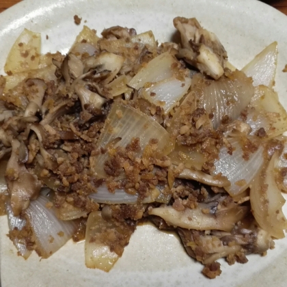 簡単！挽肉舞茸玉ねぎの甘辛炒め