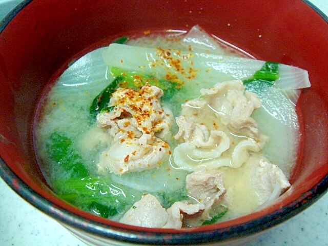 ほうれん草と豚肉の味噌汁 レシピ・作り方 by ねあっっ｜楽天レシピ