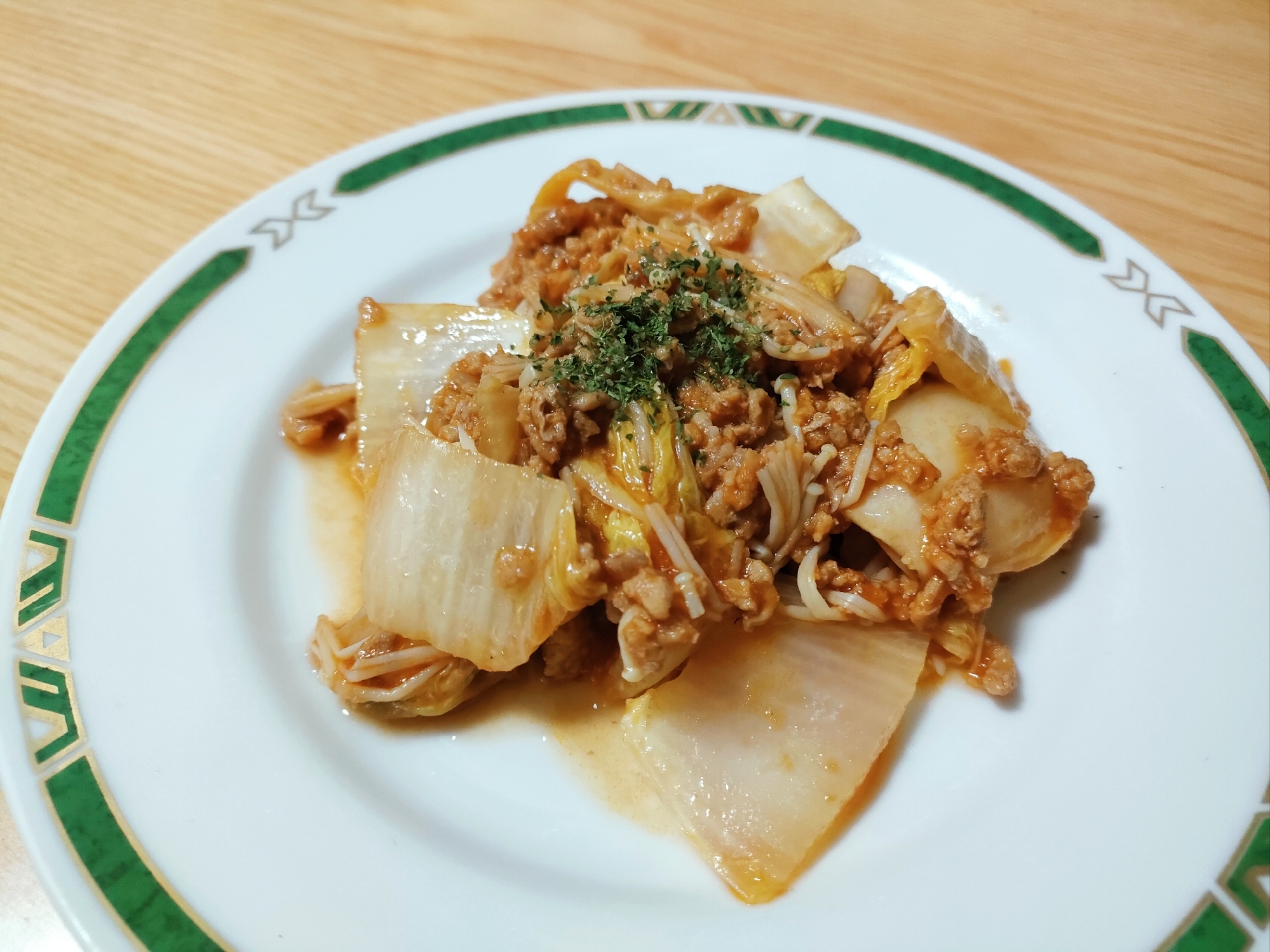 白菜消費に☆白菜と豚ひき肉とえのきのケチャップ炒め