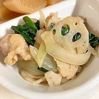 鶏もも・れんこん・玉ねぎ・ほうれん草の炒め物