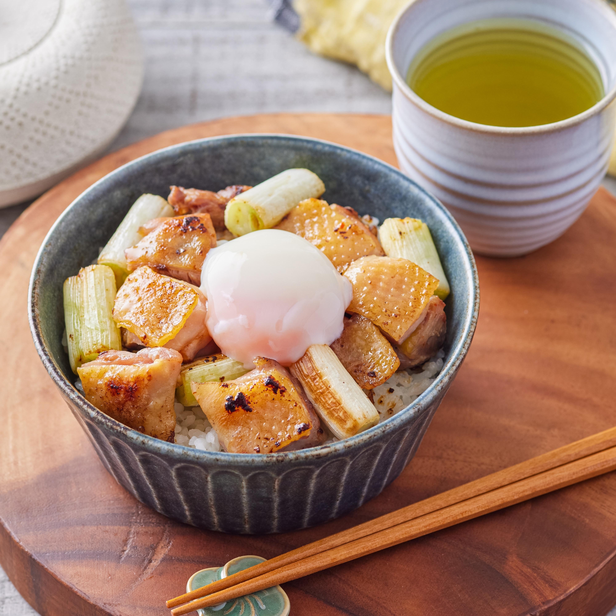 赤鶏もも焼きのねぎま丼