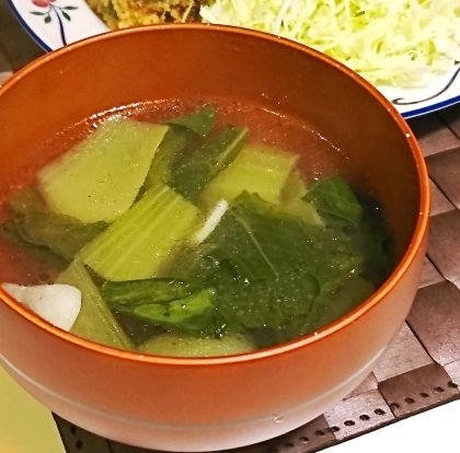 お手軽パワーアップ☆青梗菜のガーリックスープ