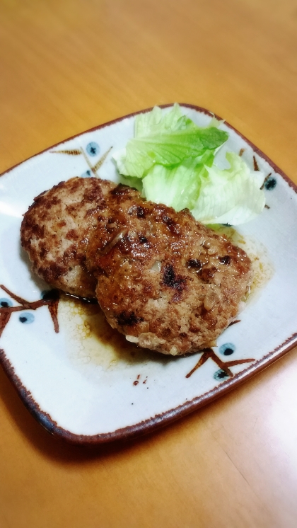 久しぶりにハンバーグ！
とっても簡単で美味しく頂きました♪
ごちそうさまでした～☆