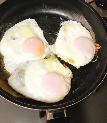 バターで作る♪風味豊かな目玉焼き