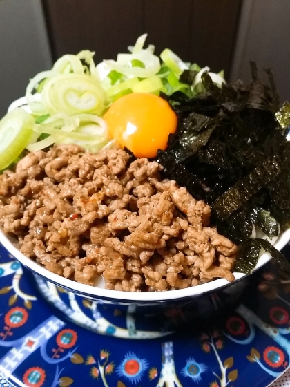 ５分で絶品お店の味！台湾まぜうどん