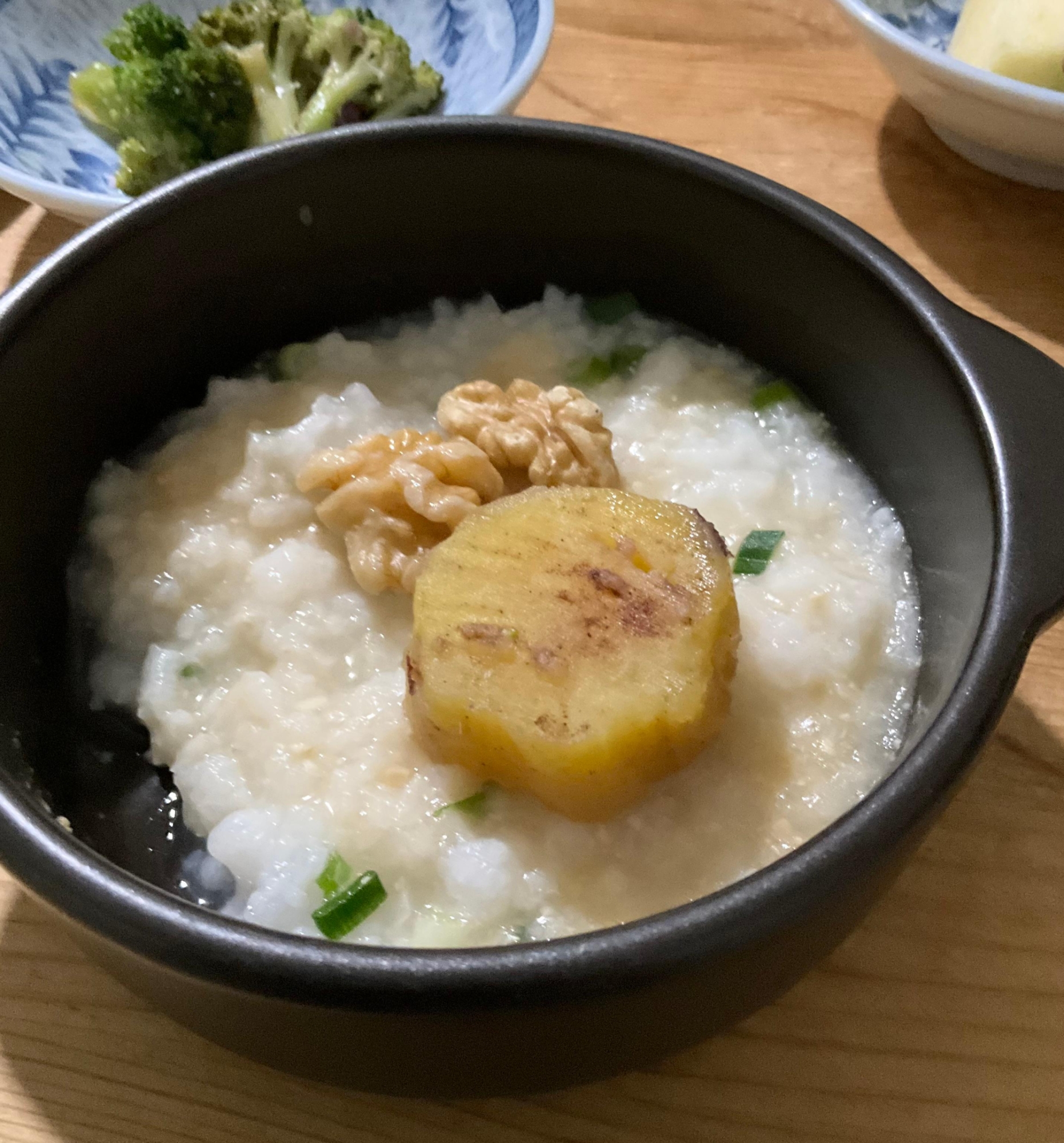 焼き芋くるみ乗せ☆細ねぎ入りおじや♪