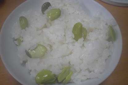 冷凍枝豆、便利ですよね。とっても美味しかったです。ごちそうさまでした。(*^_^*)