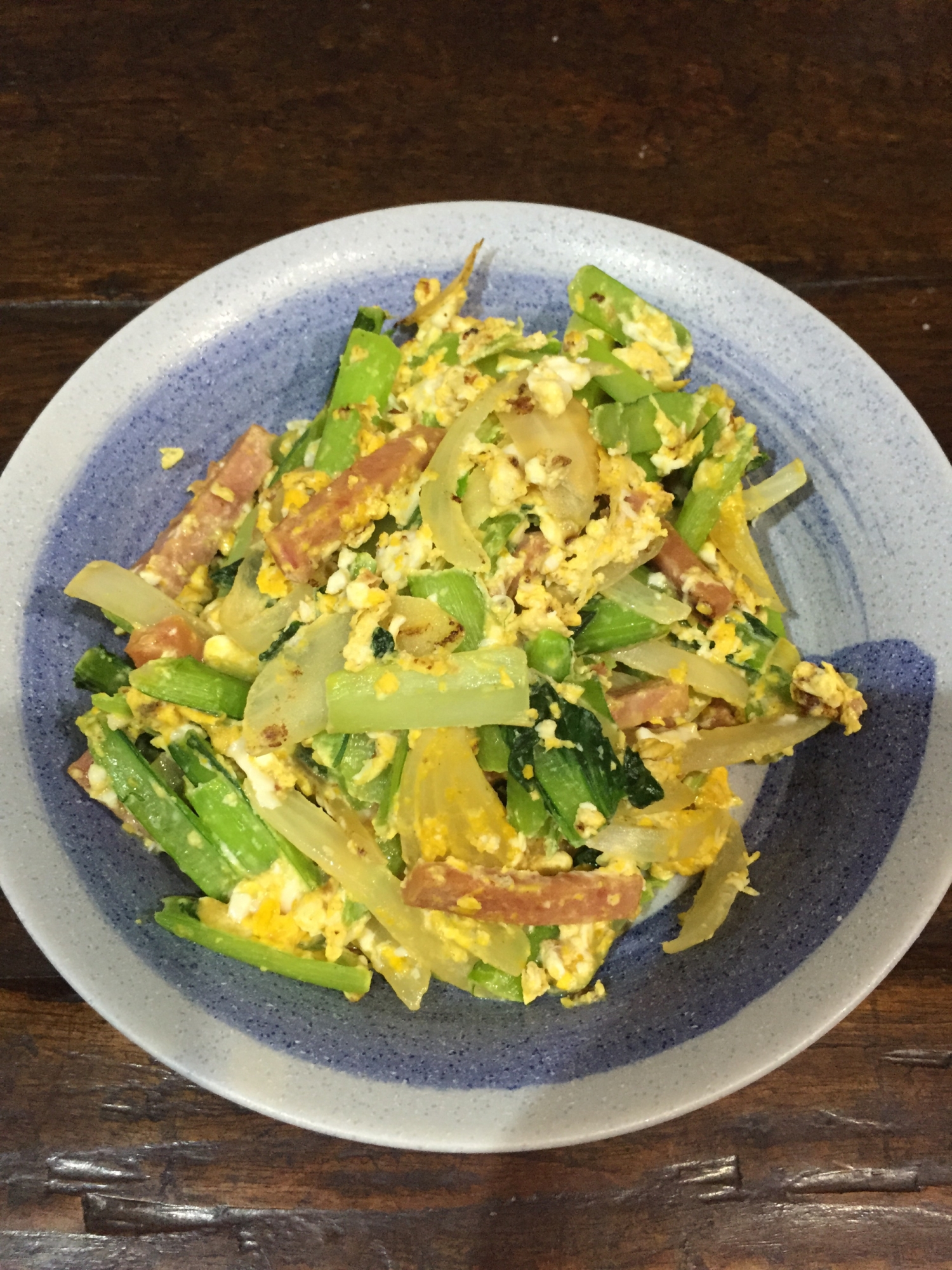 スパムと小松菜の炒め物