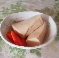 高野豆腐とにんじんの含め煮
